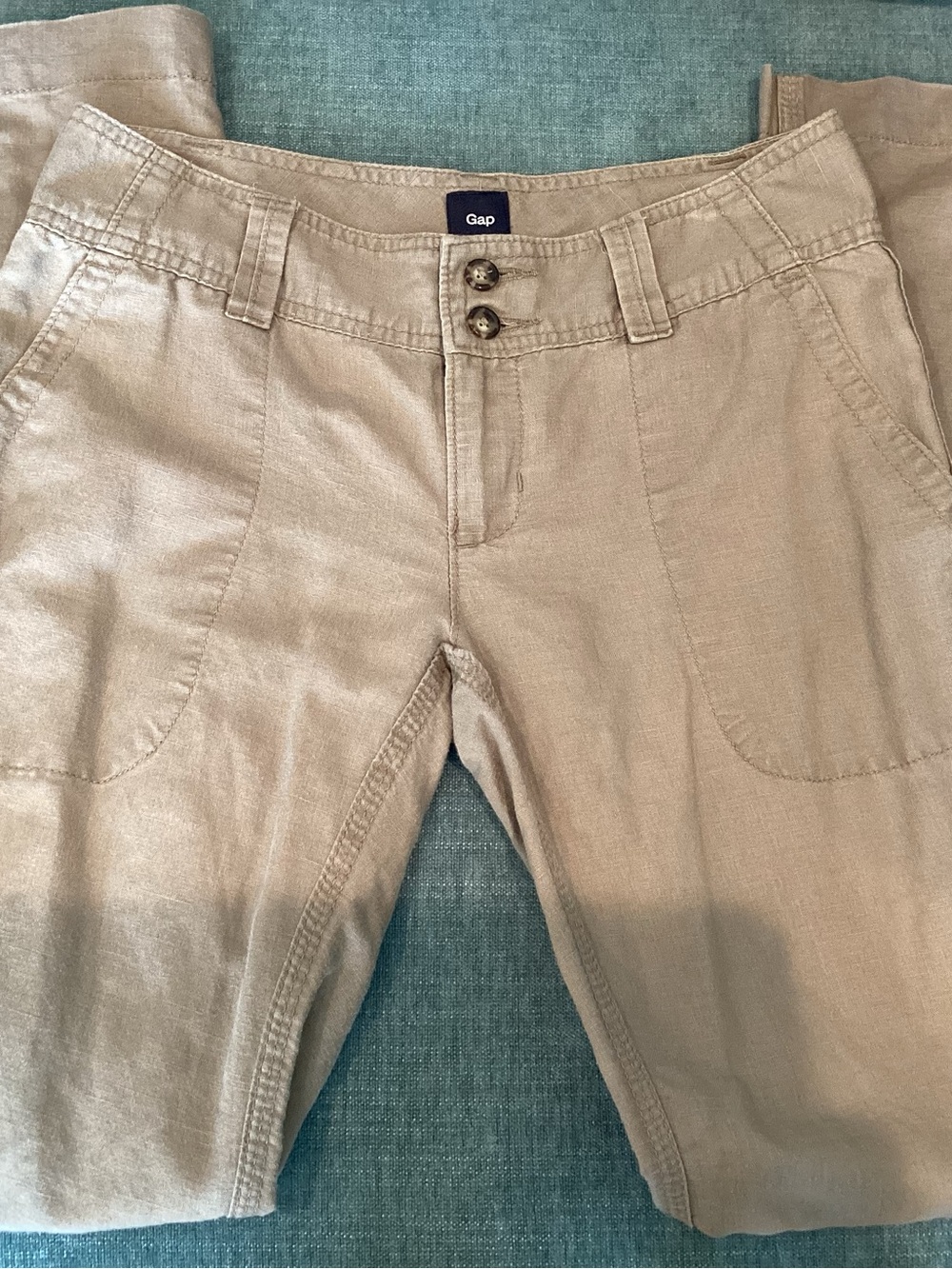 GAP Women’s Khaki Beach Linen Adjustable Length Pant.